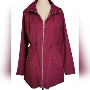 Vince Camuto Burgundy Lightweight Hooded Rain Jacket Toggle Waist Zip Front Size